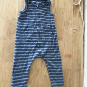 Baby gap striped romper